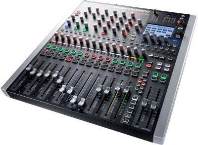 Full-function control desk for DMX lighting