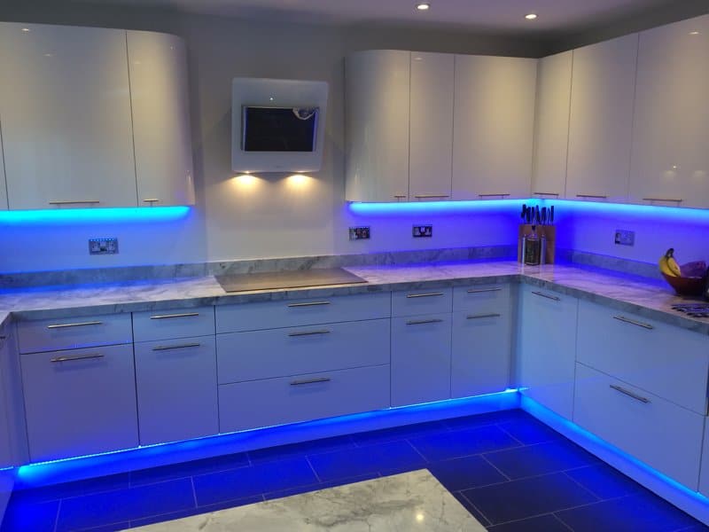 Using Strip Lighting In Kitchens