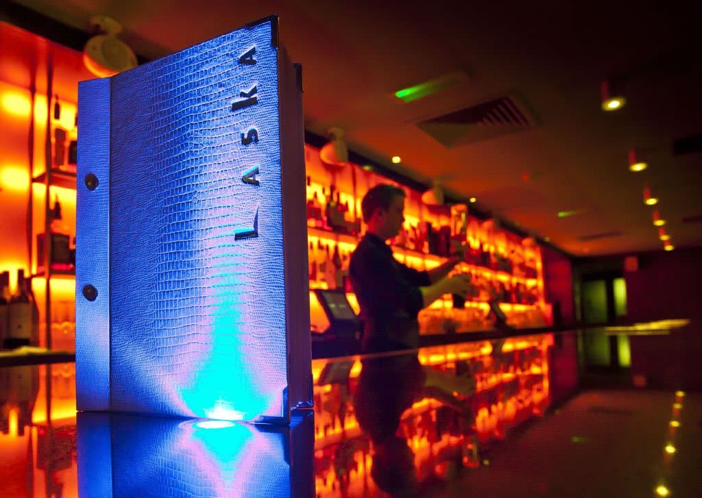 Laska Bar using Instyle LED Tape